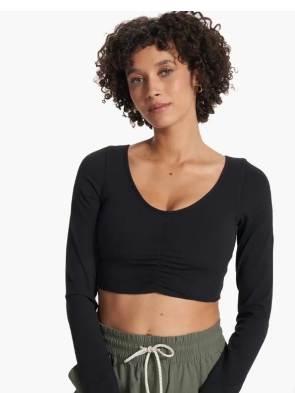 Vuori long sleeve black rushed cropped top